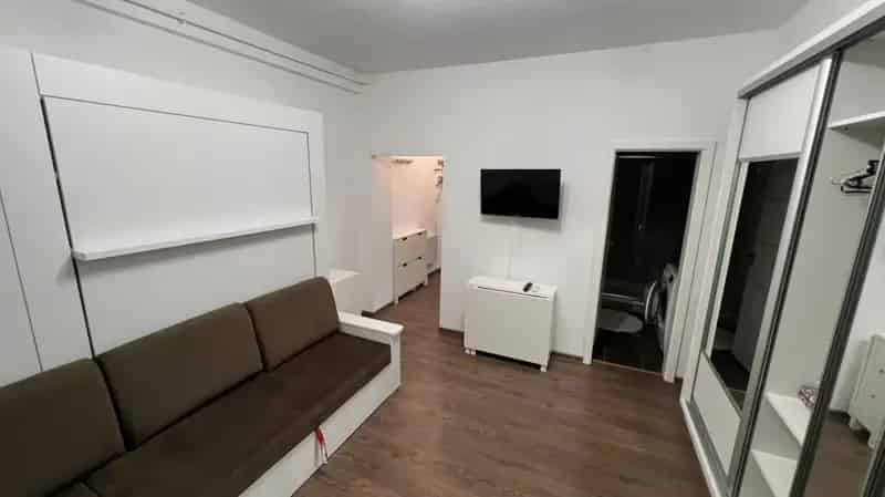 Garsoniera Unirii 11 Iunie 30mp Mobilata Utilata Complet Balcon
