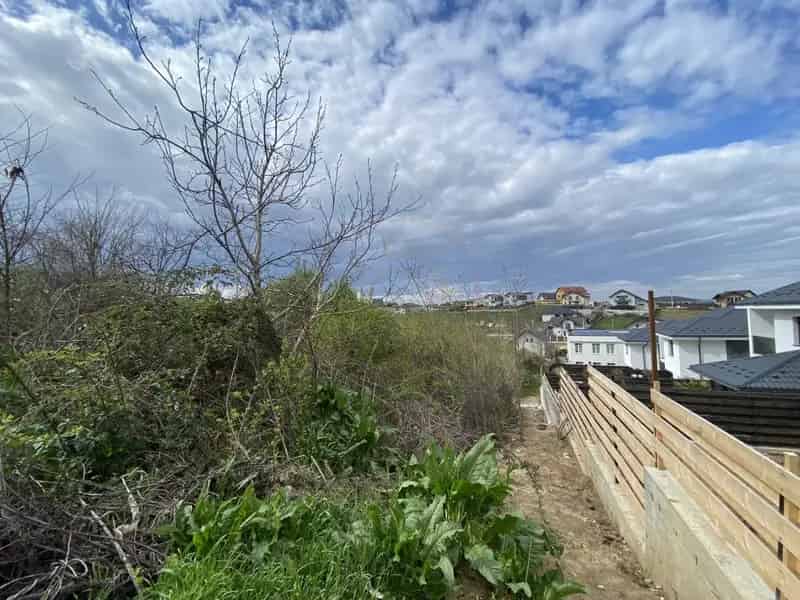 Teren Intravilan 1577 mp Geamana Bradu Parcelabil 3 Loturi