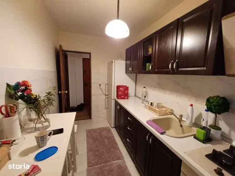 Vanzare apartament 2 camere renovat decomandat Iasi