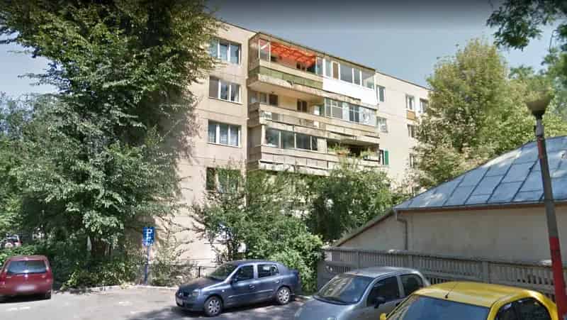 Apartament 3 camere Berceni 54 75 mp Parter