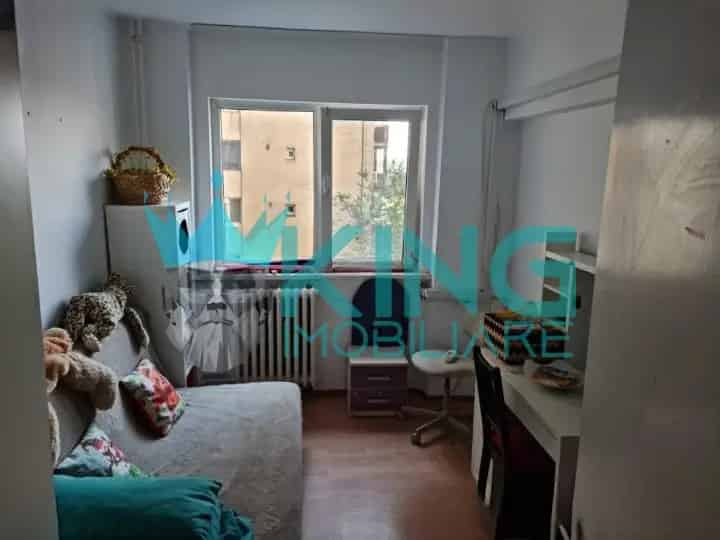 Apartament 3 Camere Lacul Tei Bucuresti 66mp