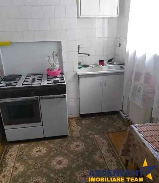 Apartamet 3 camere