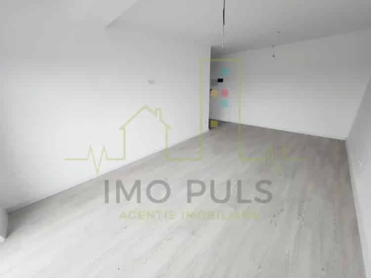 Timisoara, penthouse in bloc nou, nord, terase 40.64 mp