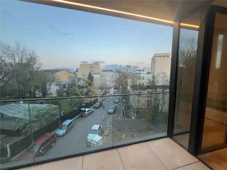 Inchiriere apartament 3 camere Herastrau, complex WIN, premium