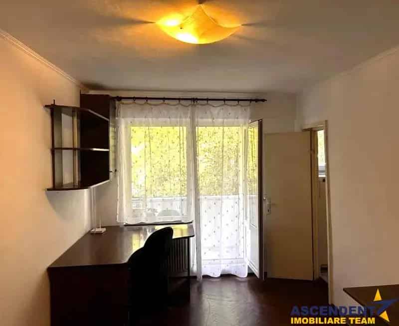 Garsoniera Confort I Mobila Utilata Decomandata Balcon