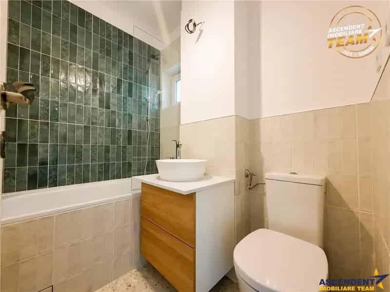 Apartament Renovata Simeria 50mp Parter