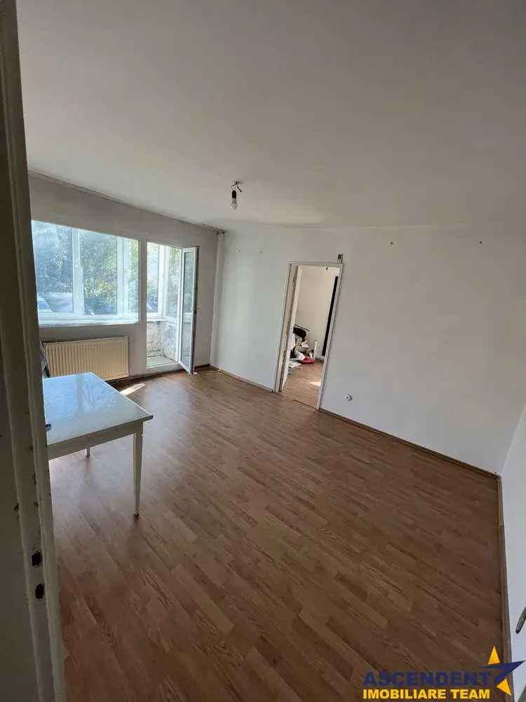 Cumparare apartamente 3 camere cu doua balcoane in Astra Brasov