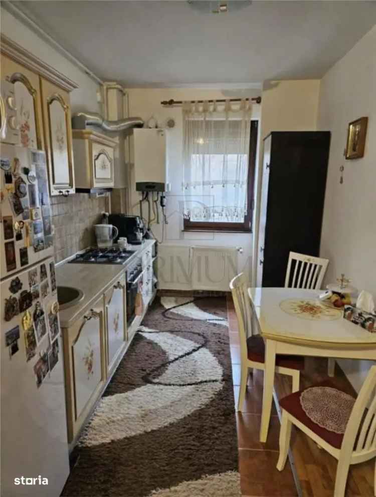 Vanzare apartamente 2 camere decomandat in zona Soarelui