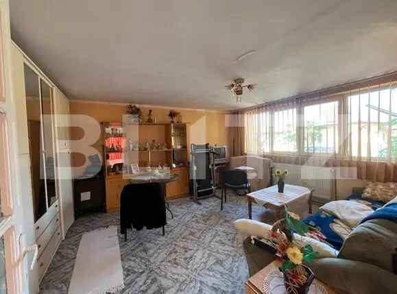 Casa D+P, 4 camere, 200 mp, 1258 mp teren, zona Mofleni