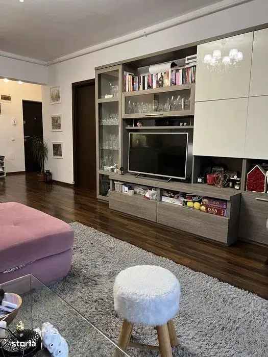 Apartament De Vânzare in Florești