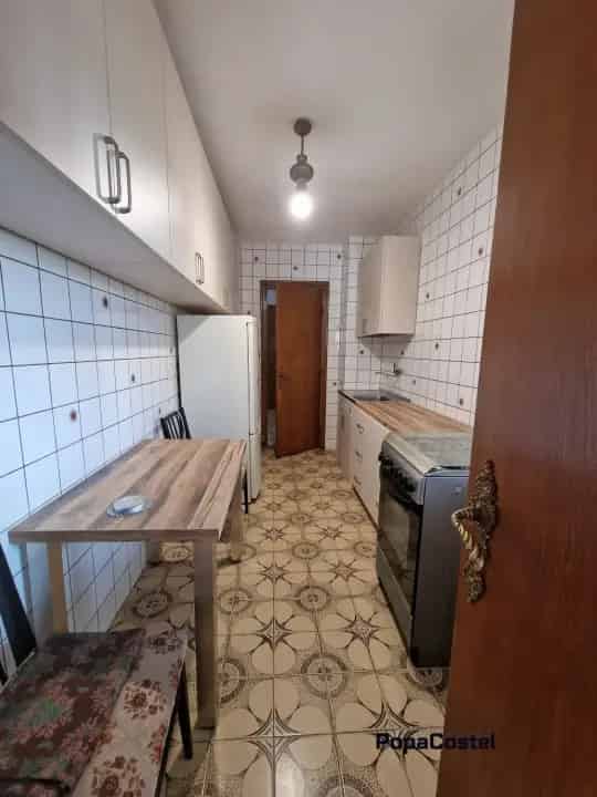 Inchiriere Apartament 4 Camere Piata 1 Mai 96mp Etaj 4