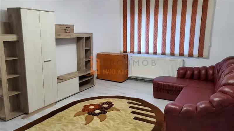Apartament 3 Camere Micro 3 Mobilat Modern Chirie