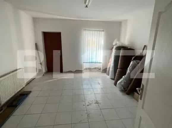 Casă cu 2 Anexe 1075mp Carpati 1 - Locuință și Afacere