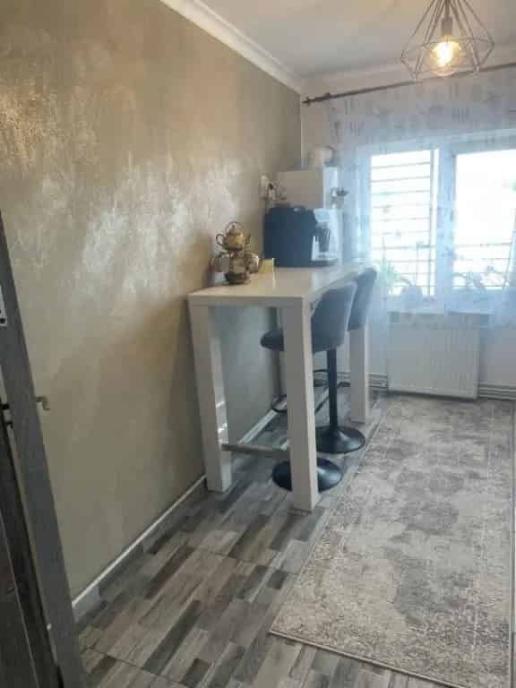 Vanzare penthouse de 4 camere in Zona Arhitectilor cu terasa