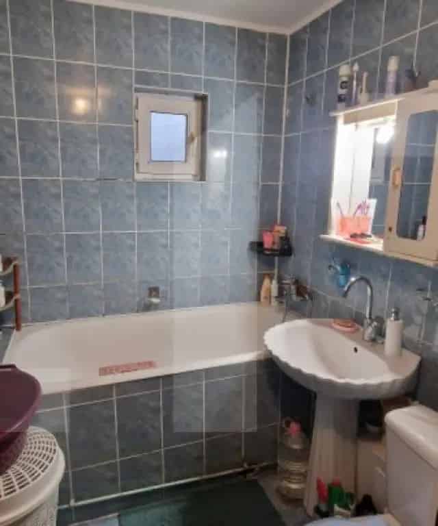 Apartament 2 camere Bucovina 43mp Decomandat Mobilat