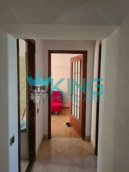 inchiriere apartamente 3 camere Alba Iulia cu aer conditionat si balcon