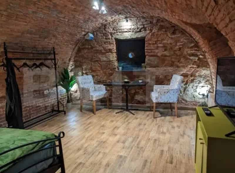 Garsoniera 35mp Piata Muzeului Cluj Amenajata la Cheie