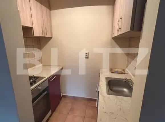 Apartament 3 camere Central - Mobilat si Utilat - Garaj inclus
