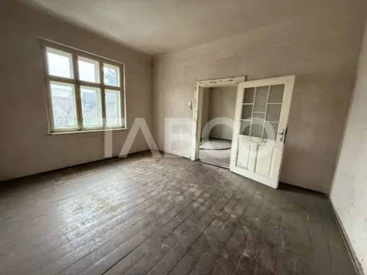 3 Apartamente 5 Camere Sibiu 132mp Decomandate