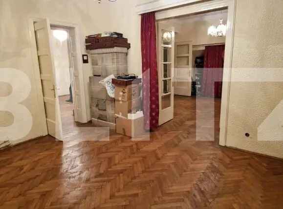 Apartament in vila, 4 camere, 120 mp utili, teren 122mp, Central