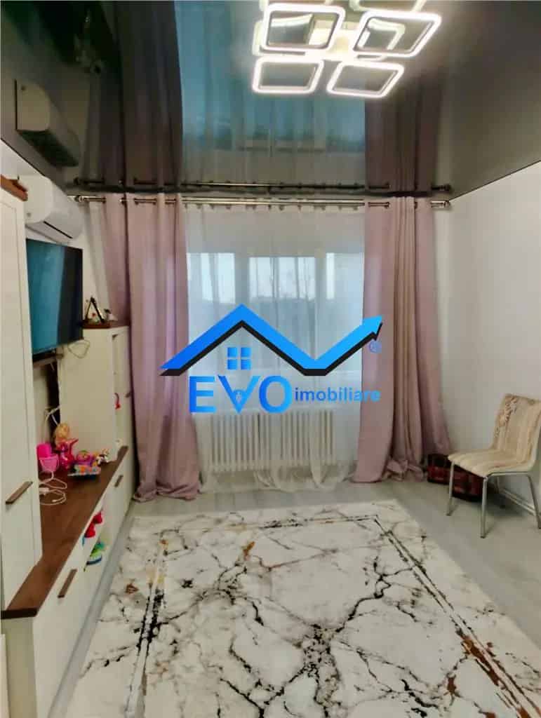 Apartament 2 camere Podu Ros Iasi - Renovart Complet