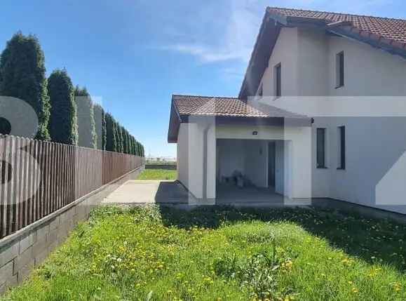 Casă Duplex Modernă și Spațioasă în Lazuri