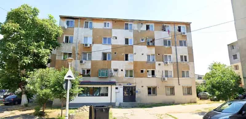 Apartament 4 camere 46mp Sector 5 Bucuresti