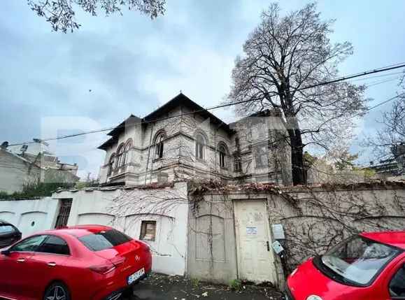 Casă de vânzare, ultracentral, 1912mp teren, o bucată din istoria Bucurestiului