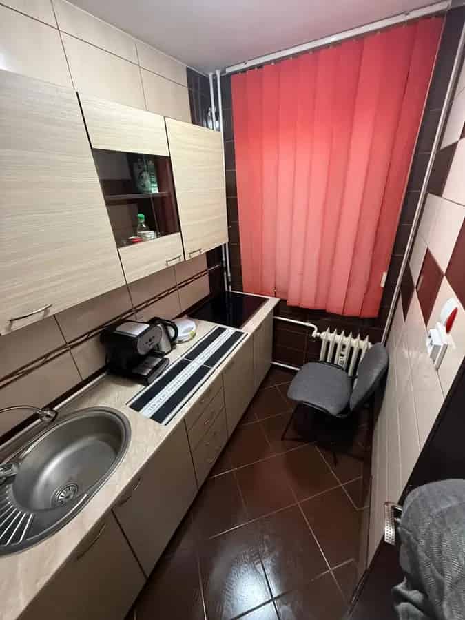 Apartament Drumul Taberei aproape de metrou si parc