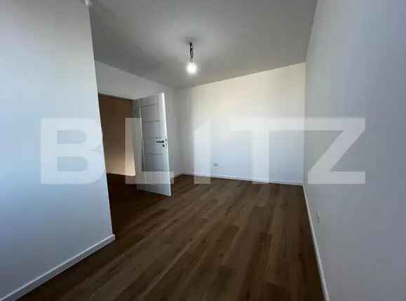 Duplex 4 camere, 135 mp, 350 mp teren